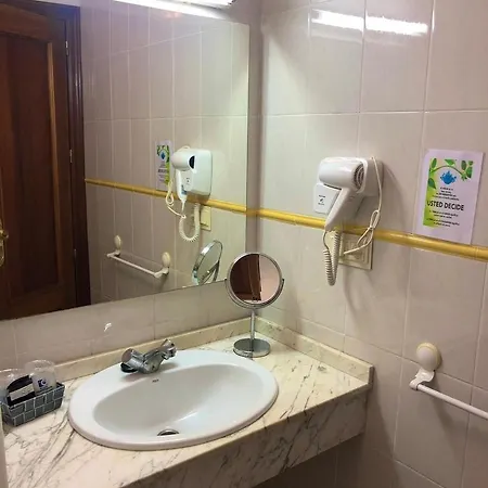 Hotel Al-andalus Peal, En Cazorla Comarca
